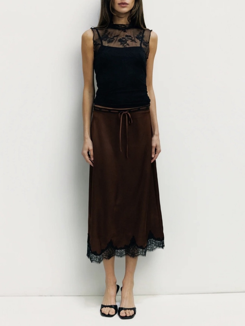 🟣 BOGO! Mod Ref The Gabrielle Skirt Lace Trim Midi Skirt